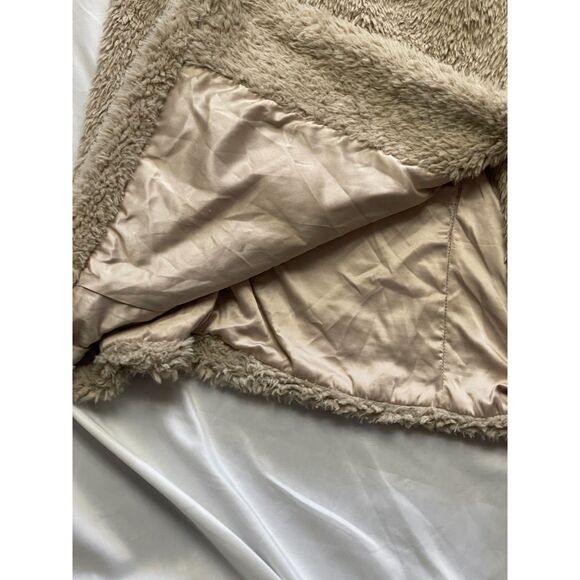 Women's Kenneth Cole Monkey Soft COZY Textured Faux Fur Coat PLUS SIZE 2X - Picture 6 of 9